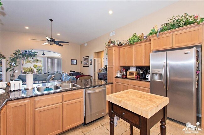 Building Photo - 67968 Whitney Ct