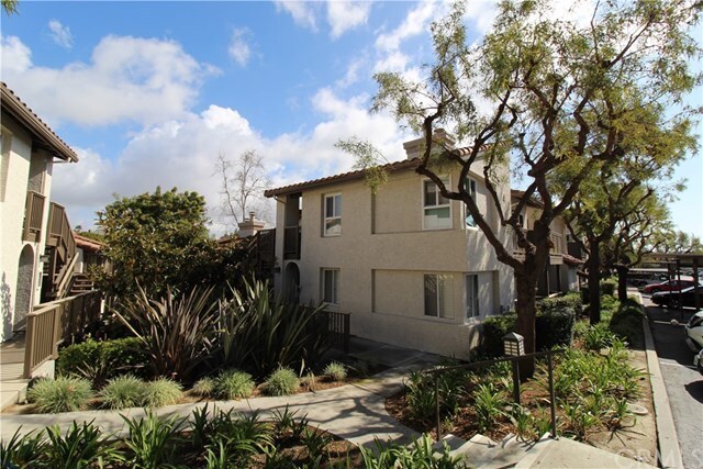 Building Photo - 4 Corniche Dr