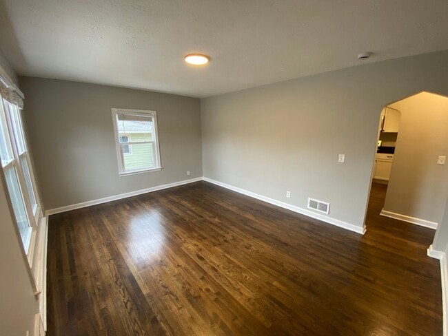 Photo - Fully Remodeled 3 Bedroom House!