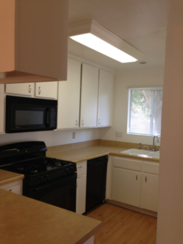 Foto del edificio - 2360 Euclid Ave