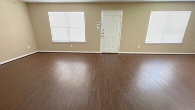 Building Photo - 8114 Record St