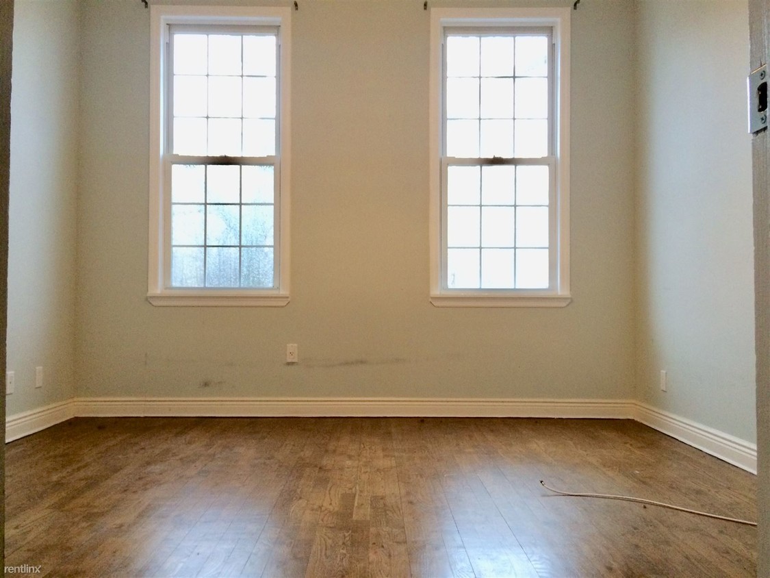 Primary Photo - 3 br, 1 bath Apartment - 18-63 Linden Street