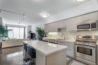 Building Photo - 1817 Prosser Ave Building Photo - 1817 Prosser Ave