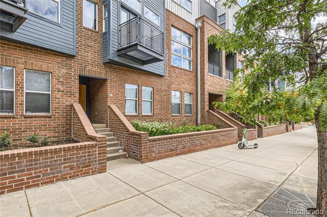 Building Photo - 2708 Blake St