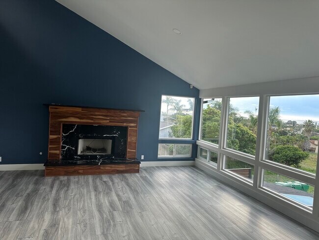Foto del edificio - 1525 Laurel Rd