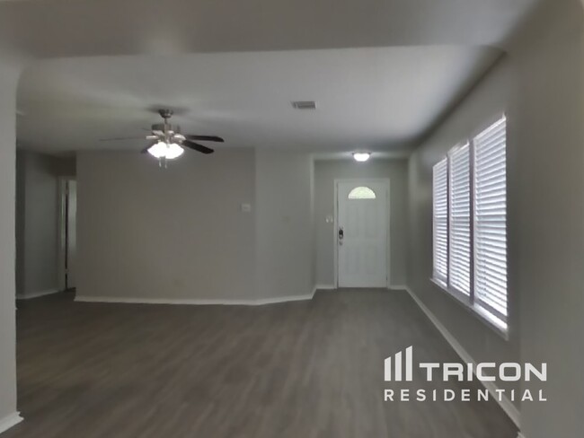 Building Photo - 8130 Ocean Meadow Dr