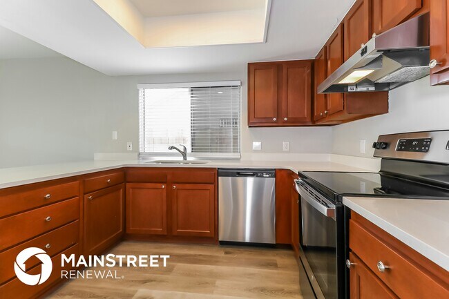 Foto del edificio - 7527 W Elm St