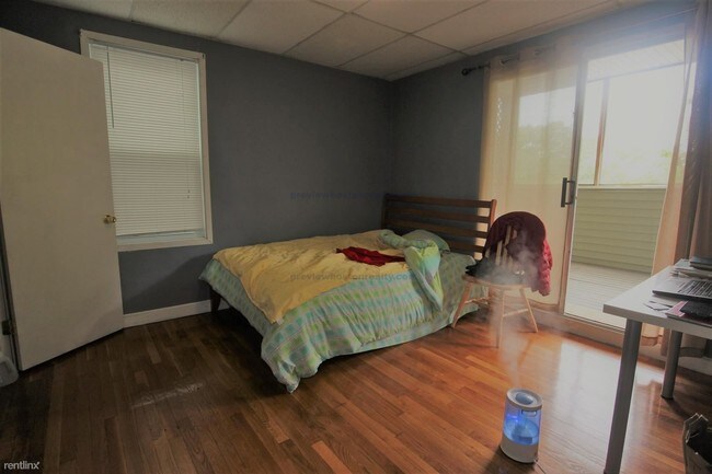 Building Photo - 3 br, 1 bath  - 803 Boylston Street #BS