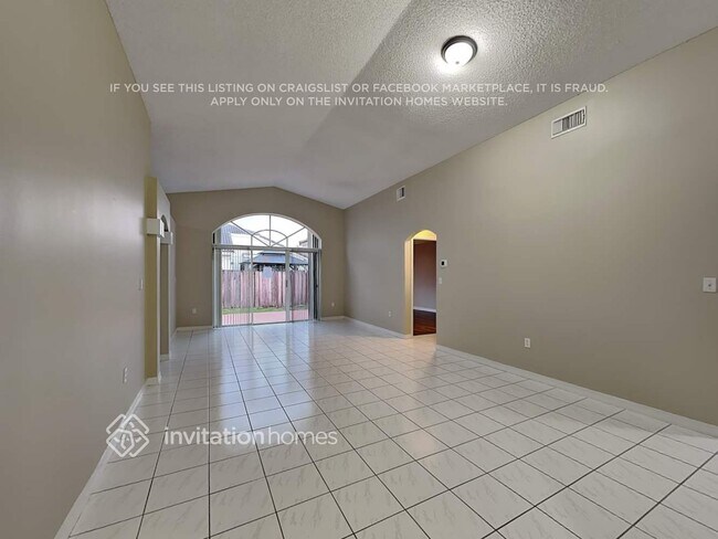 Building Photo - 15745 SW 82nd St