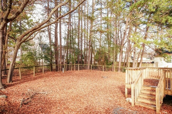 Foto del edificio - Gorgeous 3 Bedroom Home in Raleigh