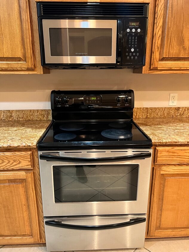 12 Cypress Point Dr, Laguna Vista, TX 78578 House Rental in Laguna