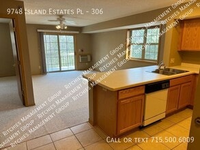 Building Photo - 9748 Island Estates Pl
