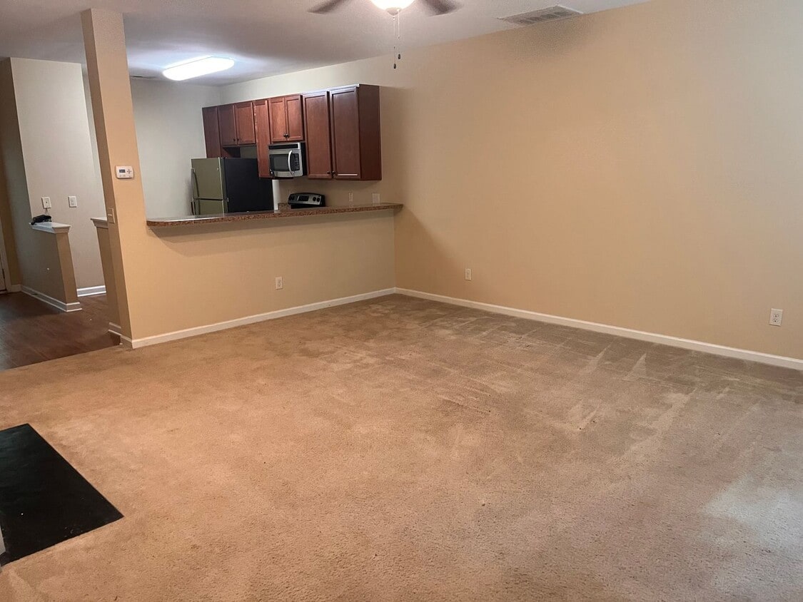 Foto del edificio - Lovely Townhouse