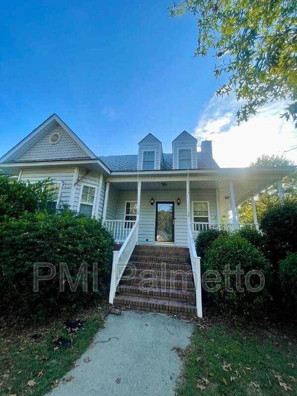 Primary Photo - 2 Chadwick Ct