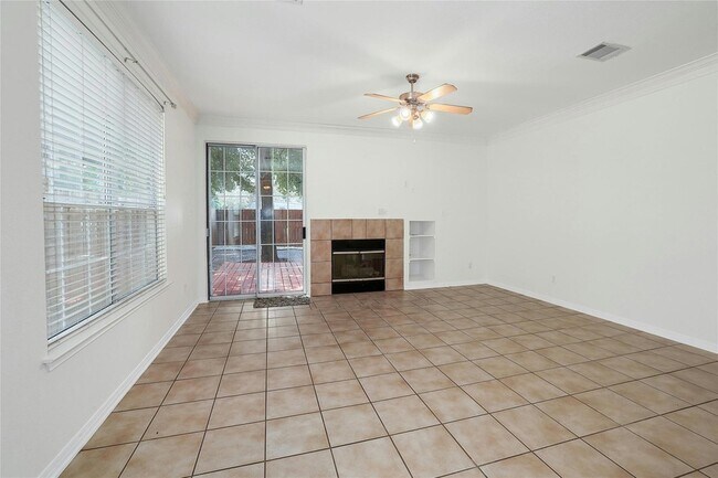 Building Photo - 8518 Cahill Dr