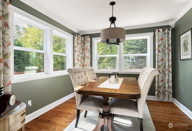 Foto del edificio - 2706 Shannon Point Rd