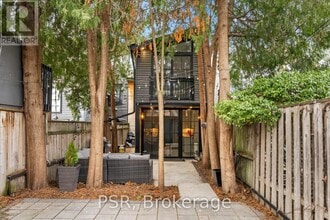 Building Photo - 105 Seaton St