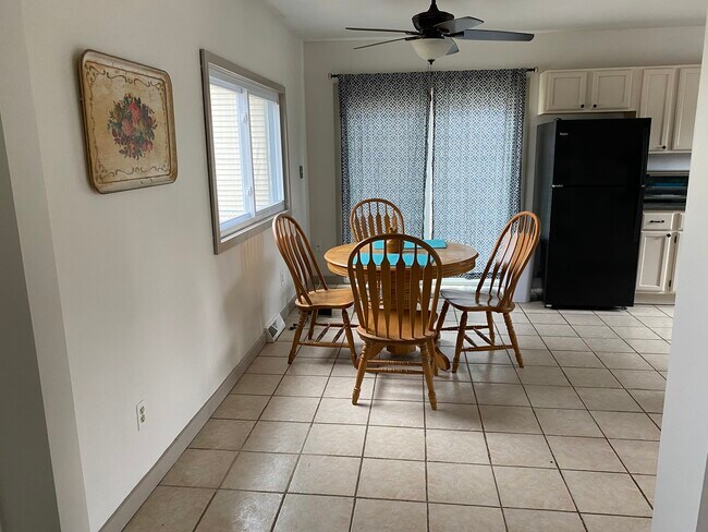 Foto del edificio - 317 Eastland Dr