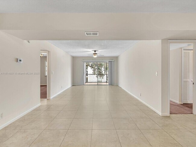 Foto del edificio - 614 NW 13th St