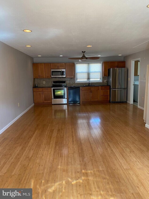 327 Elk Rd, Monroeville, NJ 08343 House Rental in Monroeville, NJ