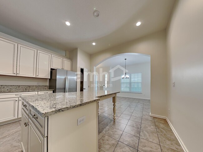 Building Photo - 86242 Cloister Ct