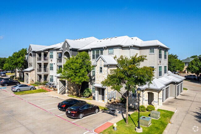 Building Photo - Bell Stonebriar