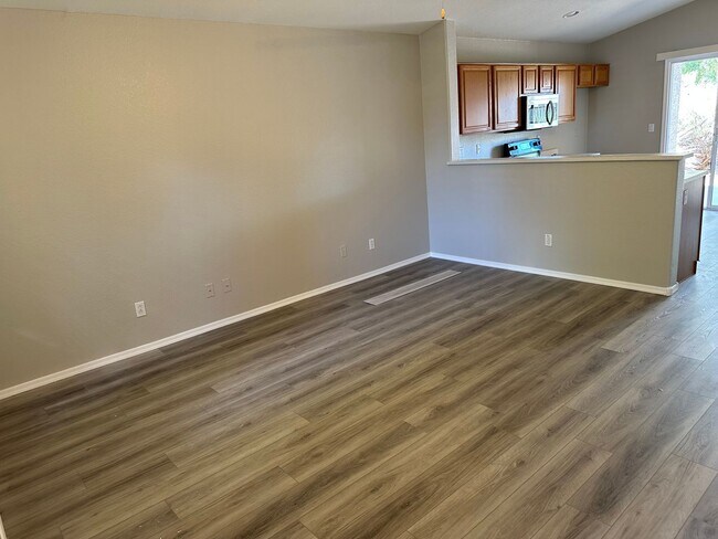 Building Photo - 15345 W Evans Dr