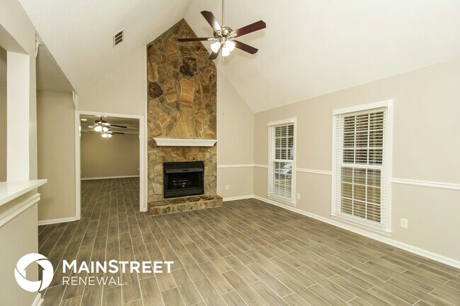 Foto del edificio - 7729 St James Ct