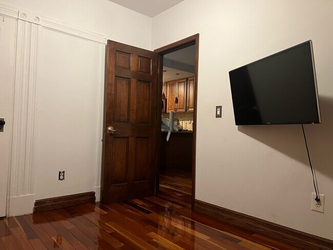 Foto del edificio - 933 Saint Marks Ave