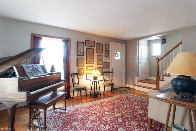 Building Photo - 2 br, 1 bath House - 2330 Downing Ave