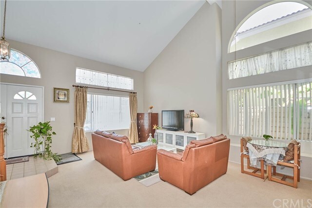 Building Photo - 5650 Rostrata Ave