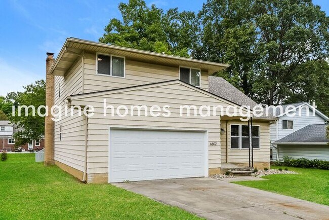 Foto del edificio - Large 4 Bedroom Single Family Home in Solon