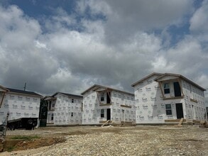 Building Photo - Sunrise Suites Apartments