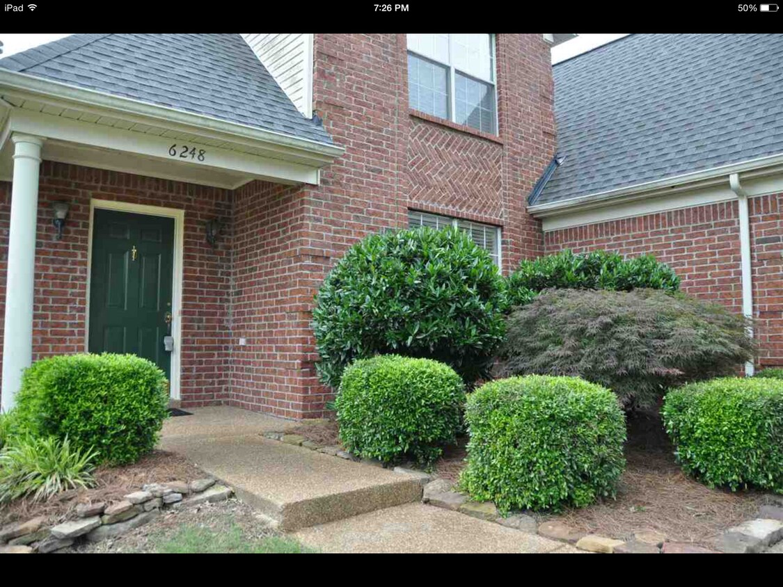 Primary Photo - Beautiful 3 Bedroom/2.5 Bath Home on Quail...