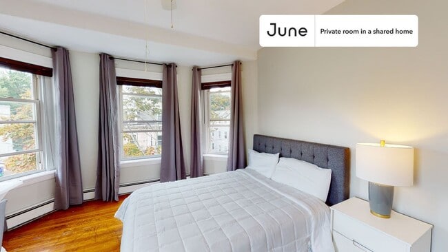 Building Photo - Room in Shared 4 bed/2 bath home in Allston