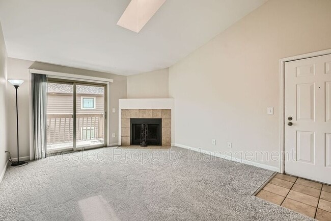 Building Photo - 10323 E Peakview Ave