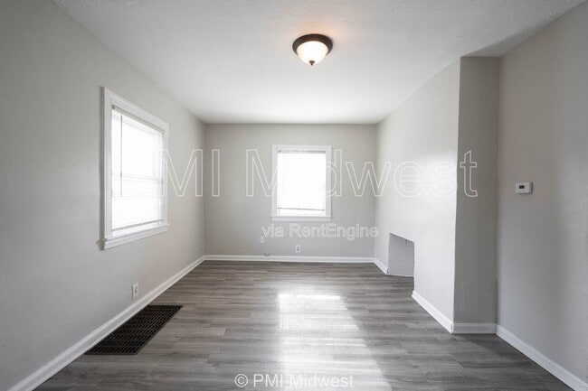 Foto del edificio - 1415 W Pruitt St