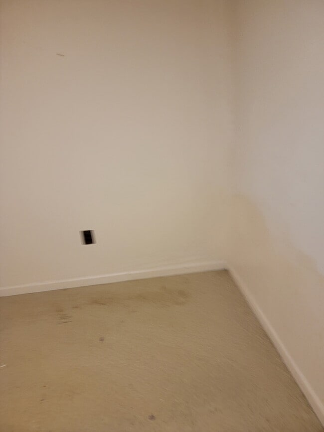 Building Photo - 11708 Locust Dale Ct