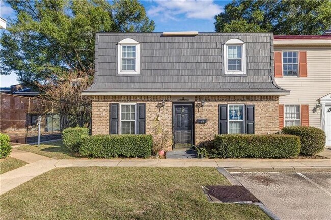 Foto del edificio - 4017 Cottage Hill Rd