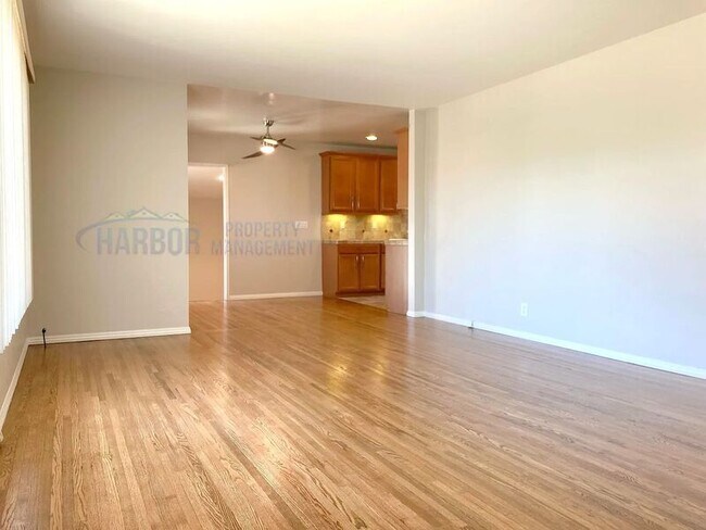 Foto del edificio - 25719 Belle Porte Ave