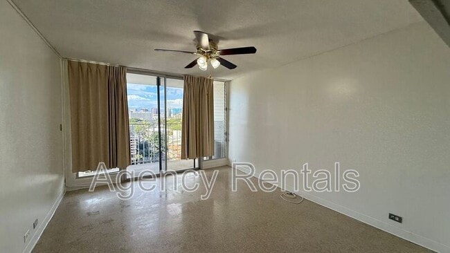 Foto del edificio - 1125 Young St