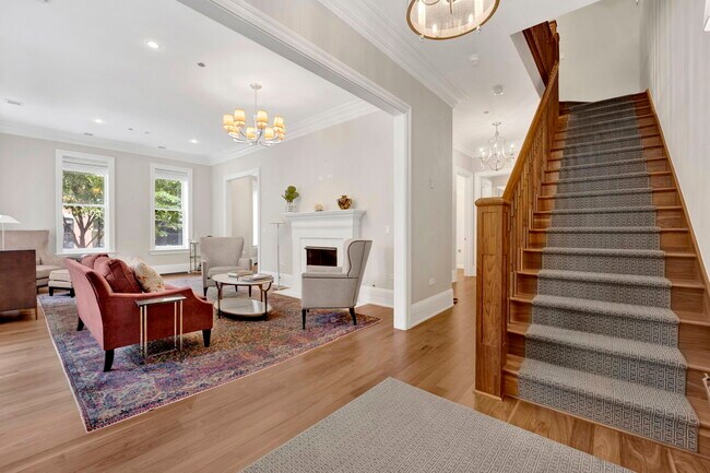 Foto del edificio - 103 W Chestnut St