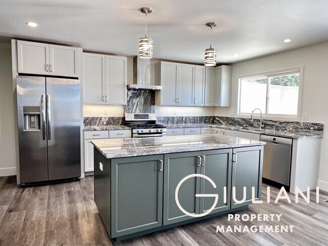 Building Photo - 155 Dominican Dr