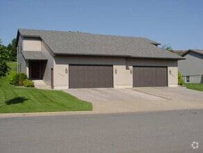 Building Photo - 634 N 16th Ave