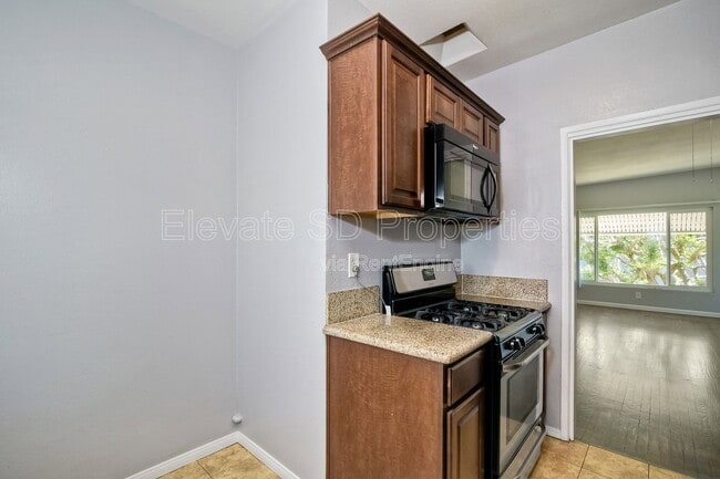 Building Photo - 3557 College Ave