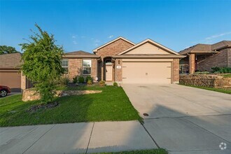 Building Photo - 705 Ben Lake Trl