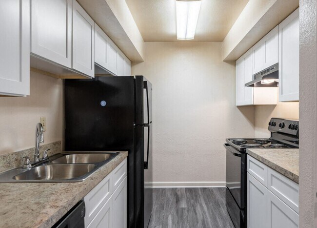 Photo - Greenhouse Apartments