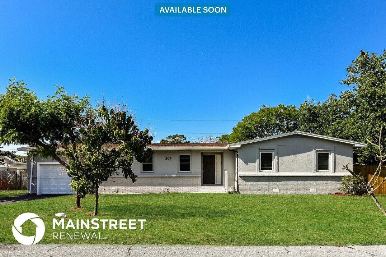 Foto principal - 507 67th Ave Dr W