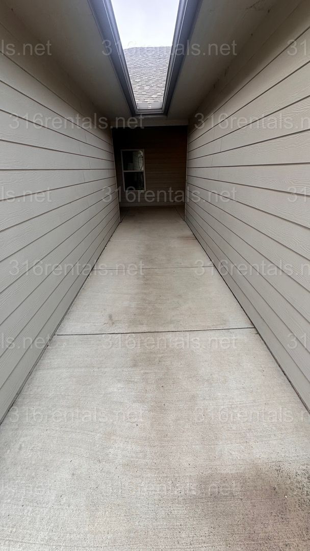 Foto del edificio - 449 S Longbranch Dr