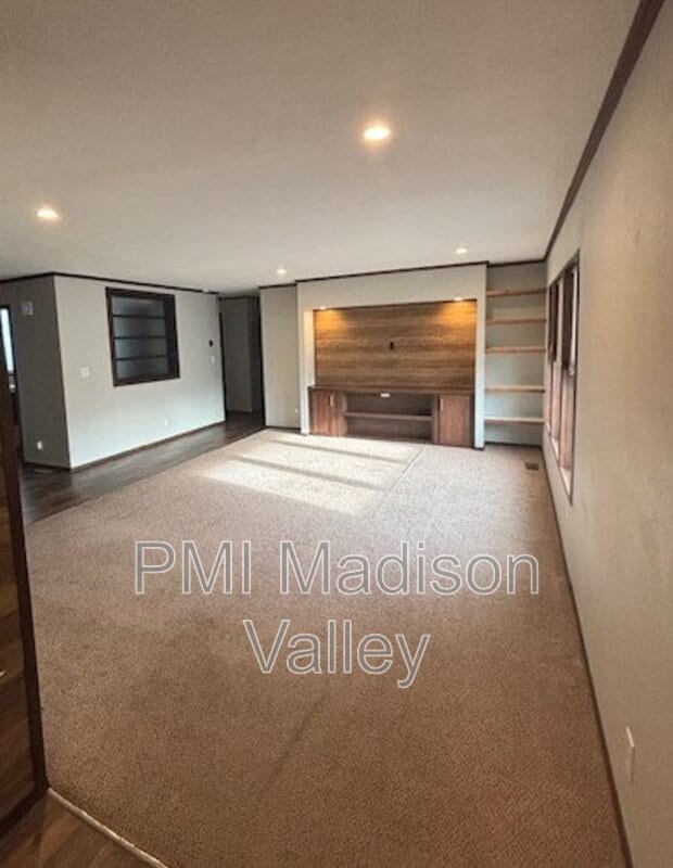 Foto del edificio - 707 Washington St